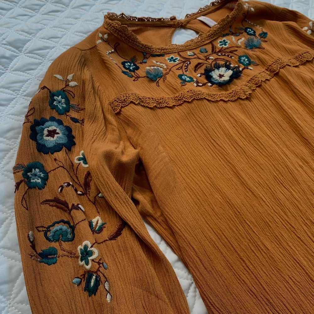 Long sleeve blouse